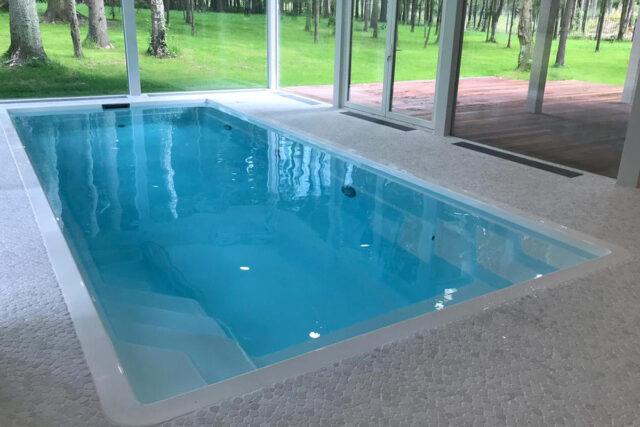 Glass fiber pool installed inside